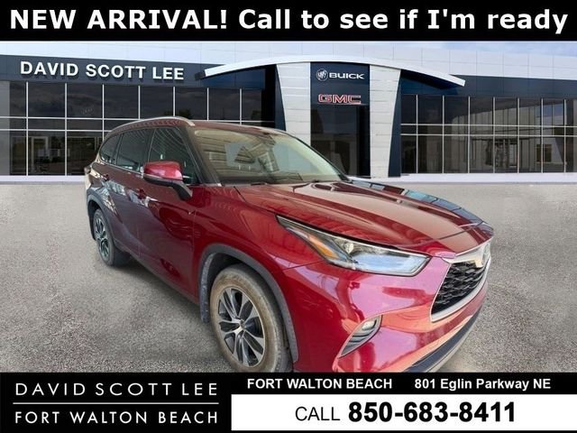 2021 Toyota Highlander XLE 4x2 V6's photo