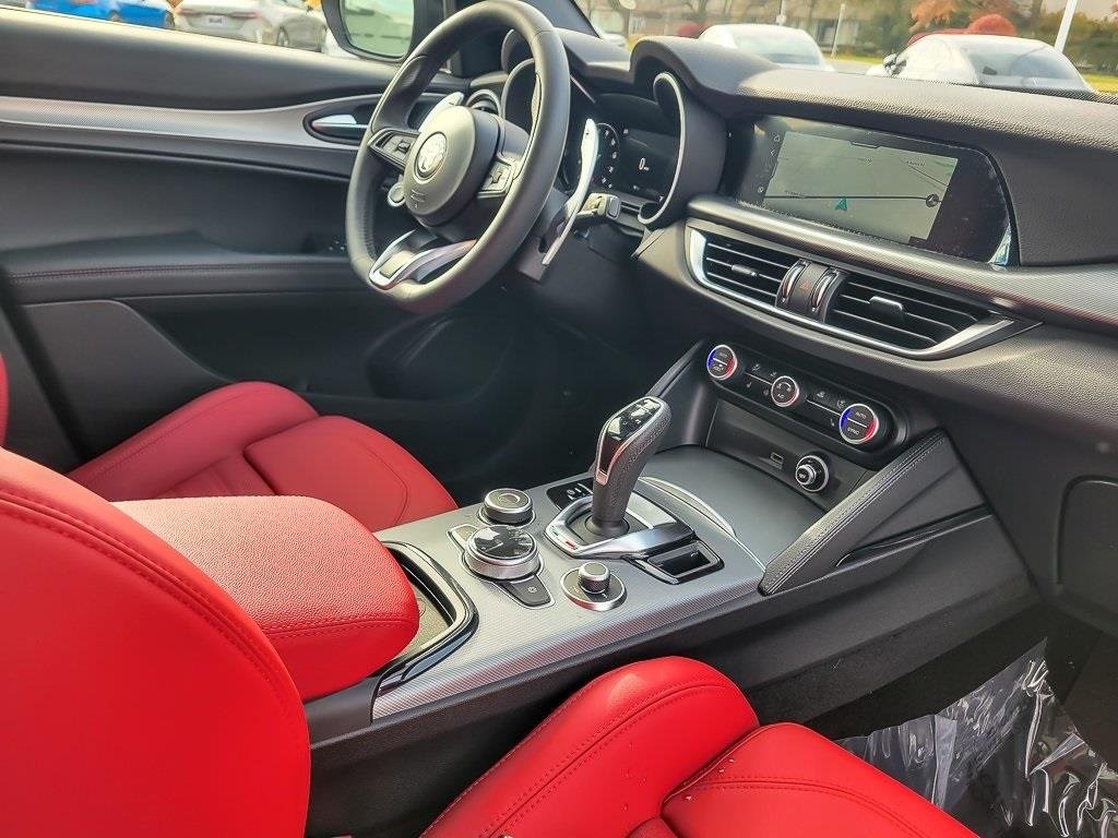 2025 ALFA ROMEO STELVIO - Image 18