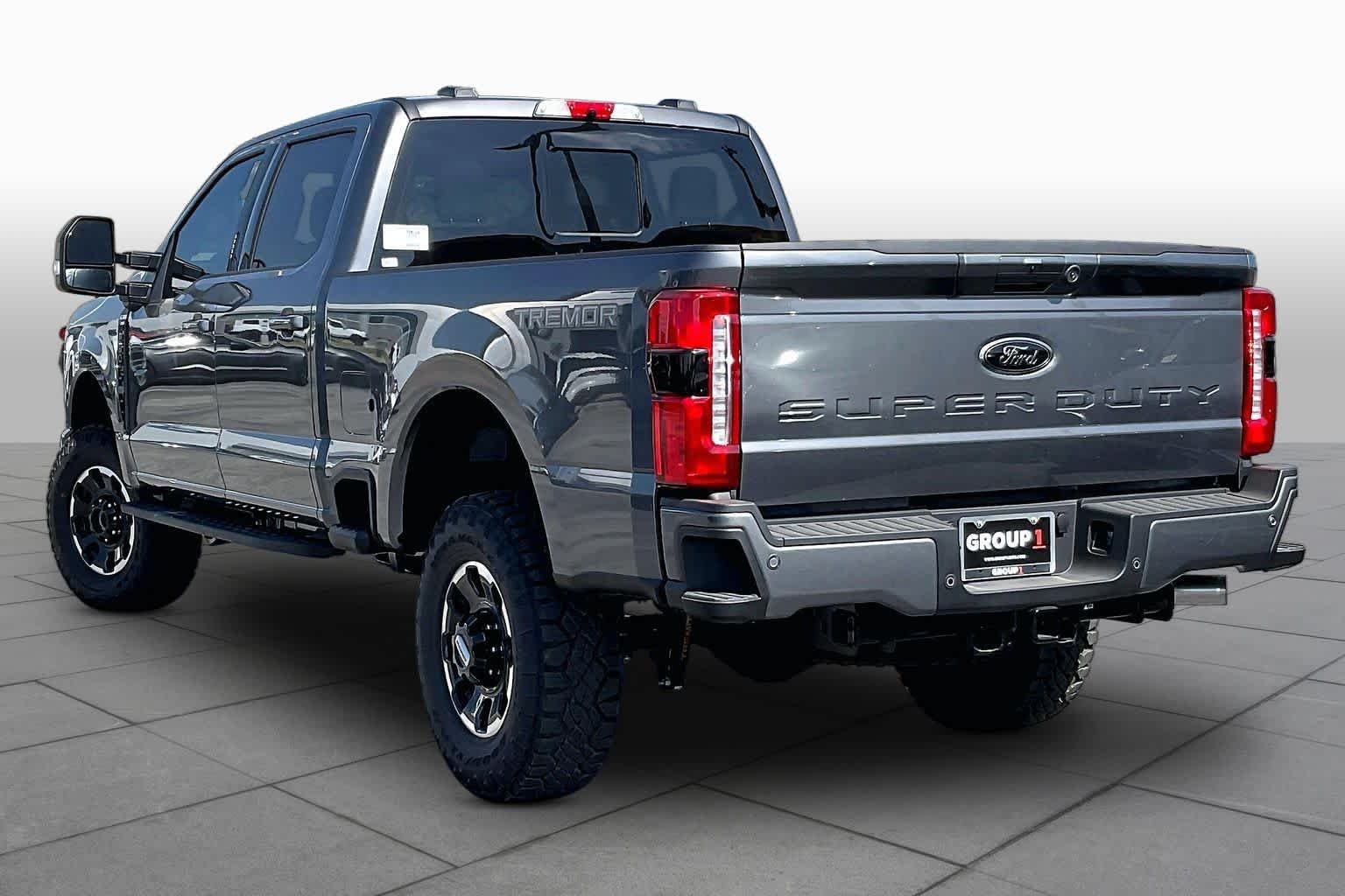 New 2026 Carbonized Gray Metallic Ford F-250® XLT image 8