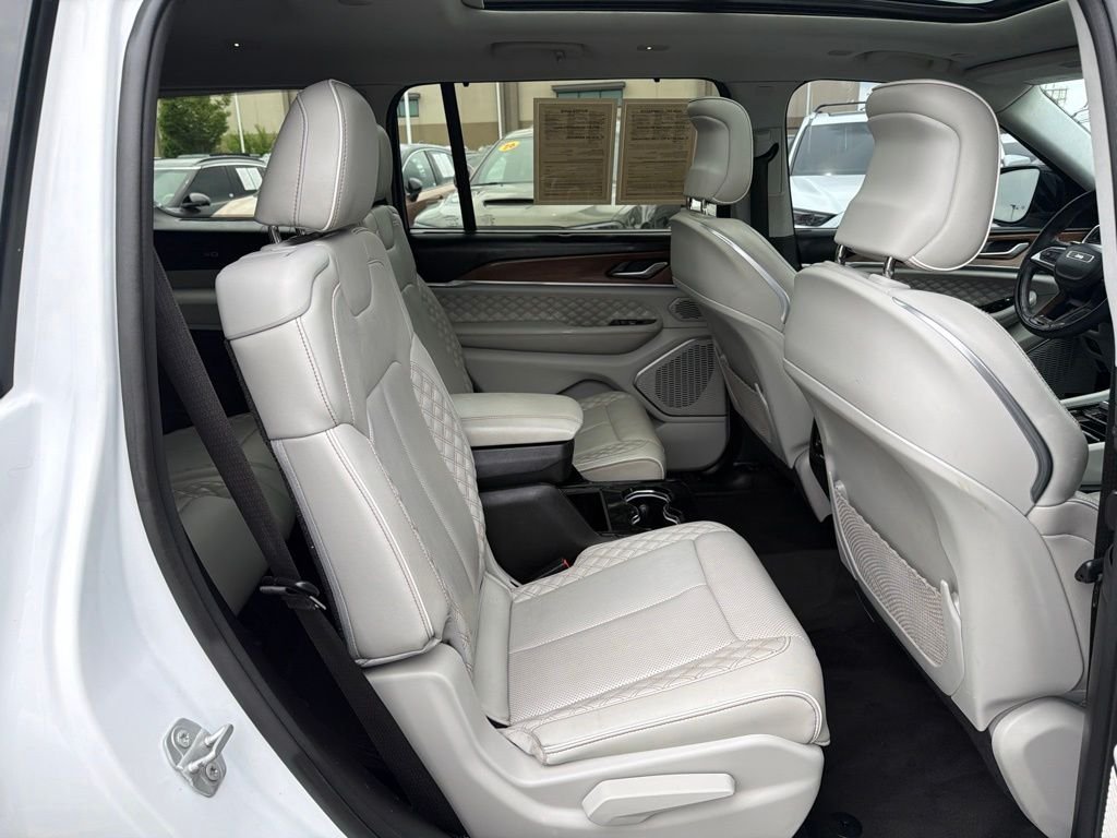 Used 2021 White Jeep Summit image 19