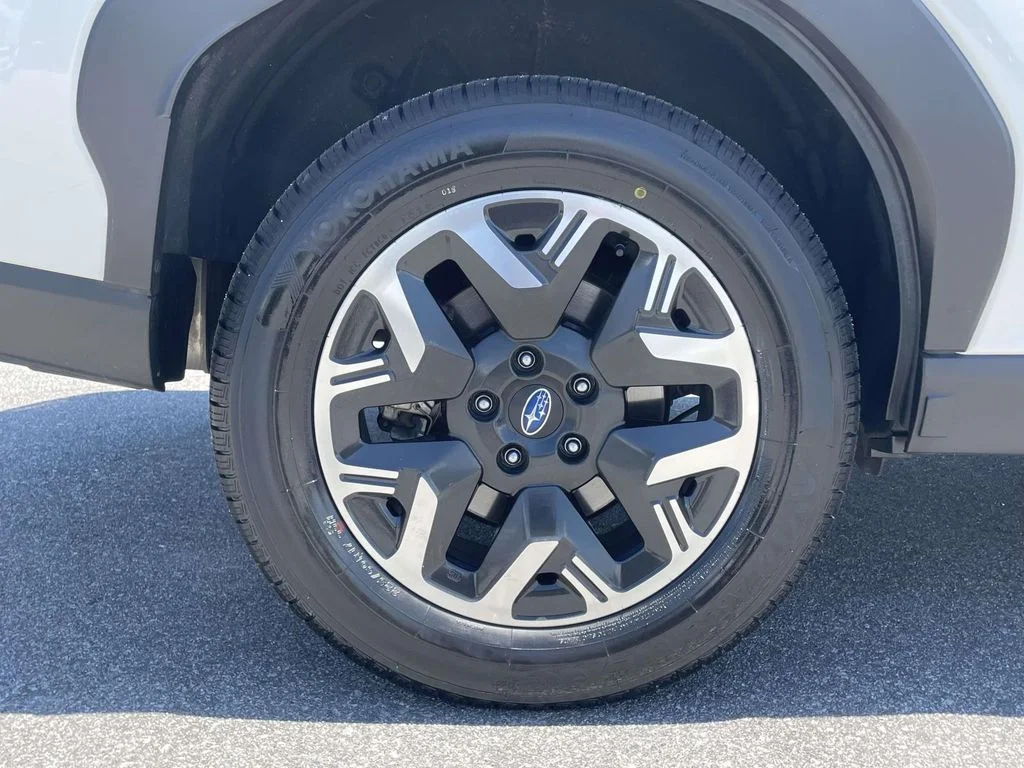 2025 Subaru Forester Premium - Photo 29