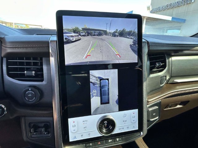Used 2024 Green Ford King Ranch image 23