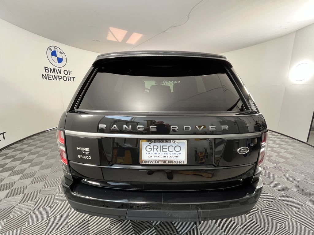Used 2021 Black Land Rover Westminster image 12