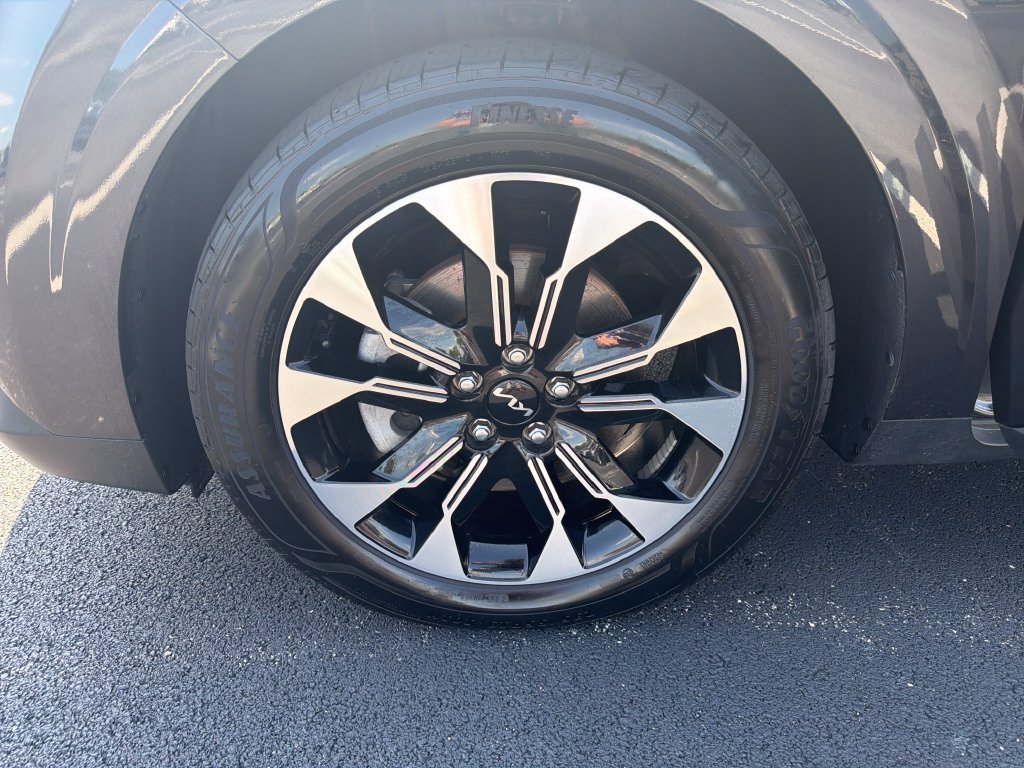 Used 2023 Gray Kia EX image 9