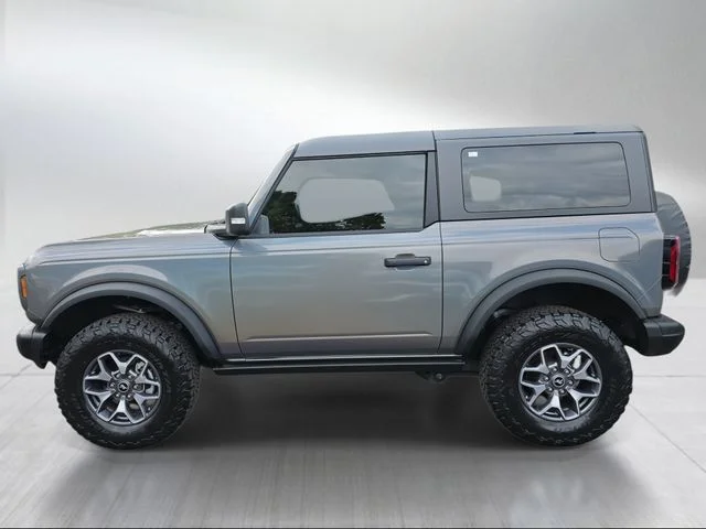 Used 2025 Gray Ford Badlands image 6