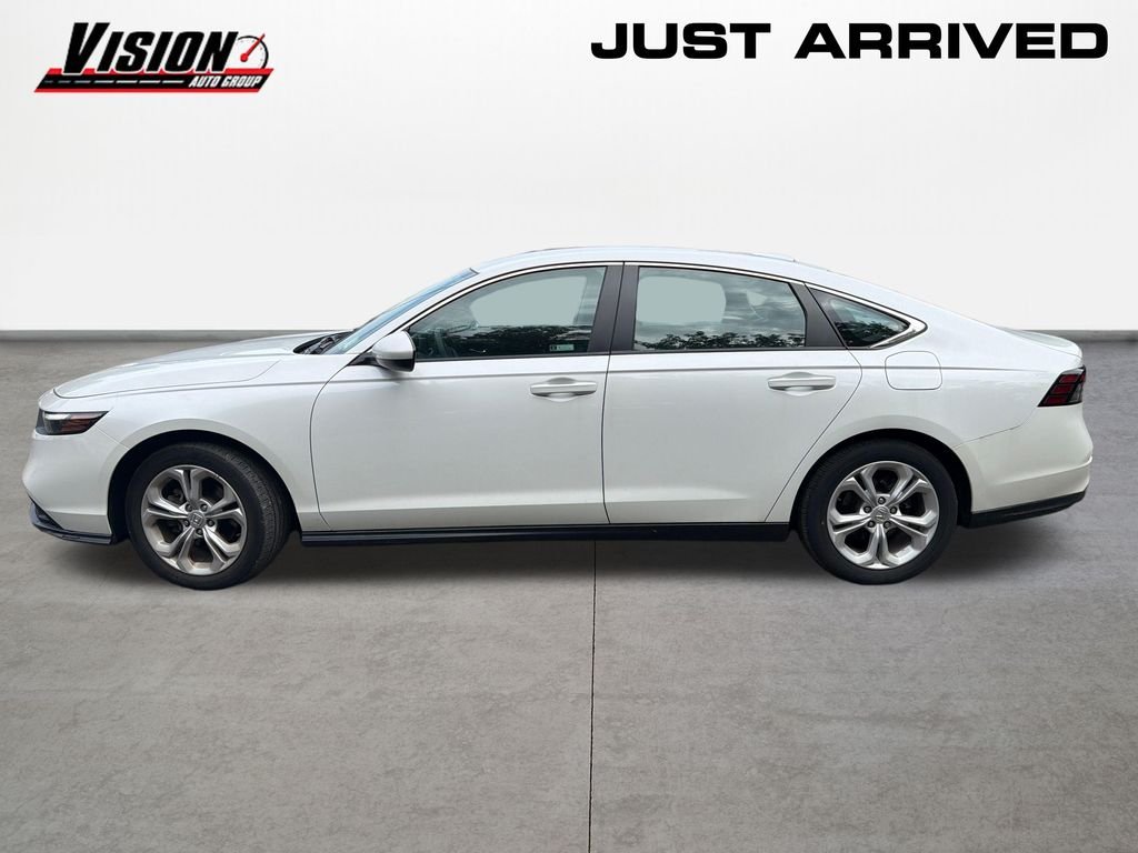 Used 2023 White Honda LX image 8