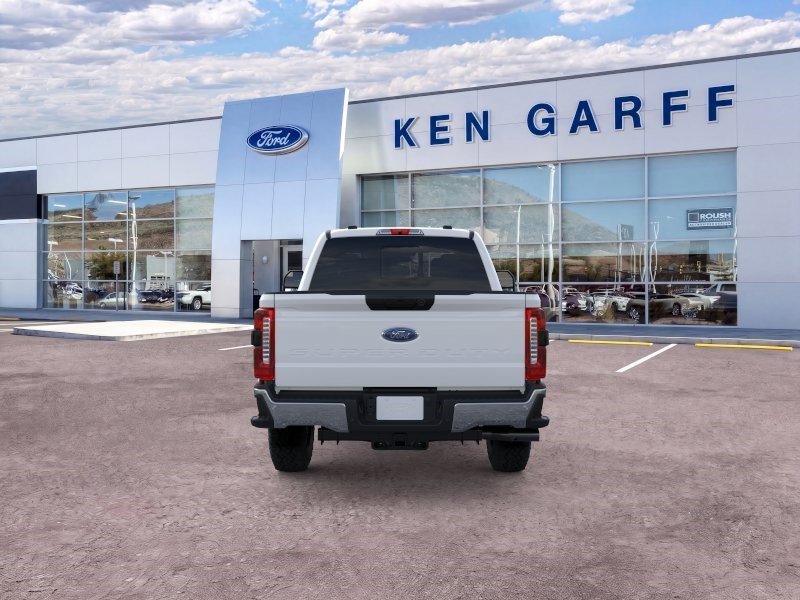 New 2026 Oxford White Ford XLT image 5