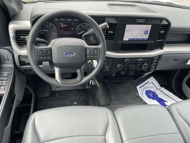 New 2026 Oxford White Ford XL image 10