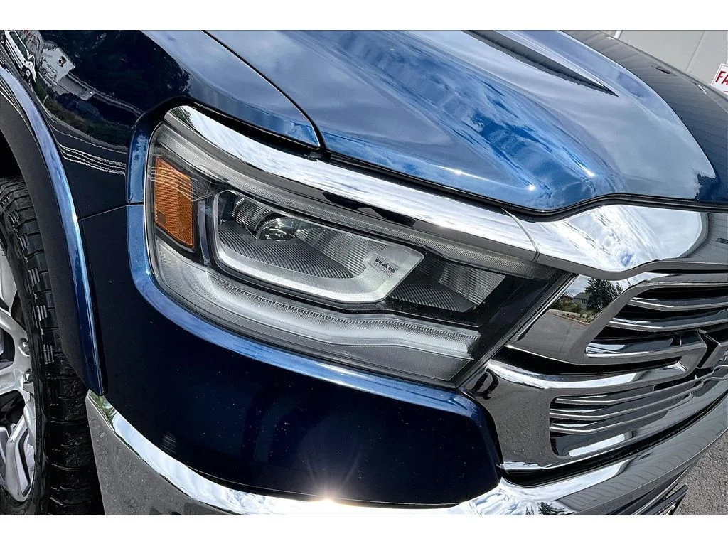 Used 2021 Patriot Blue Pearlcoat Ram Laramie image 27