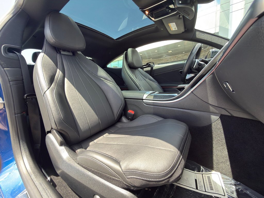 Used 2025  Mercedes-Benz CLE 300 4MATIC® image 12