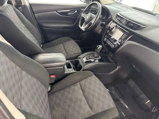 Used 2021 Gray Nissan SV image 21