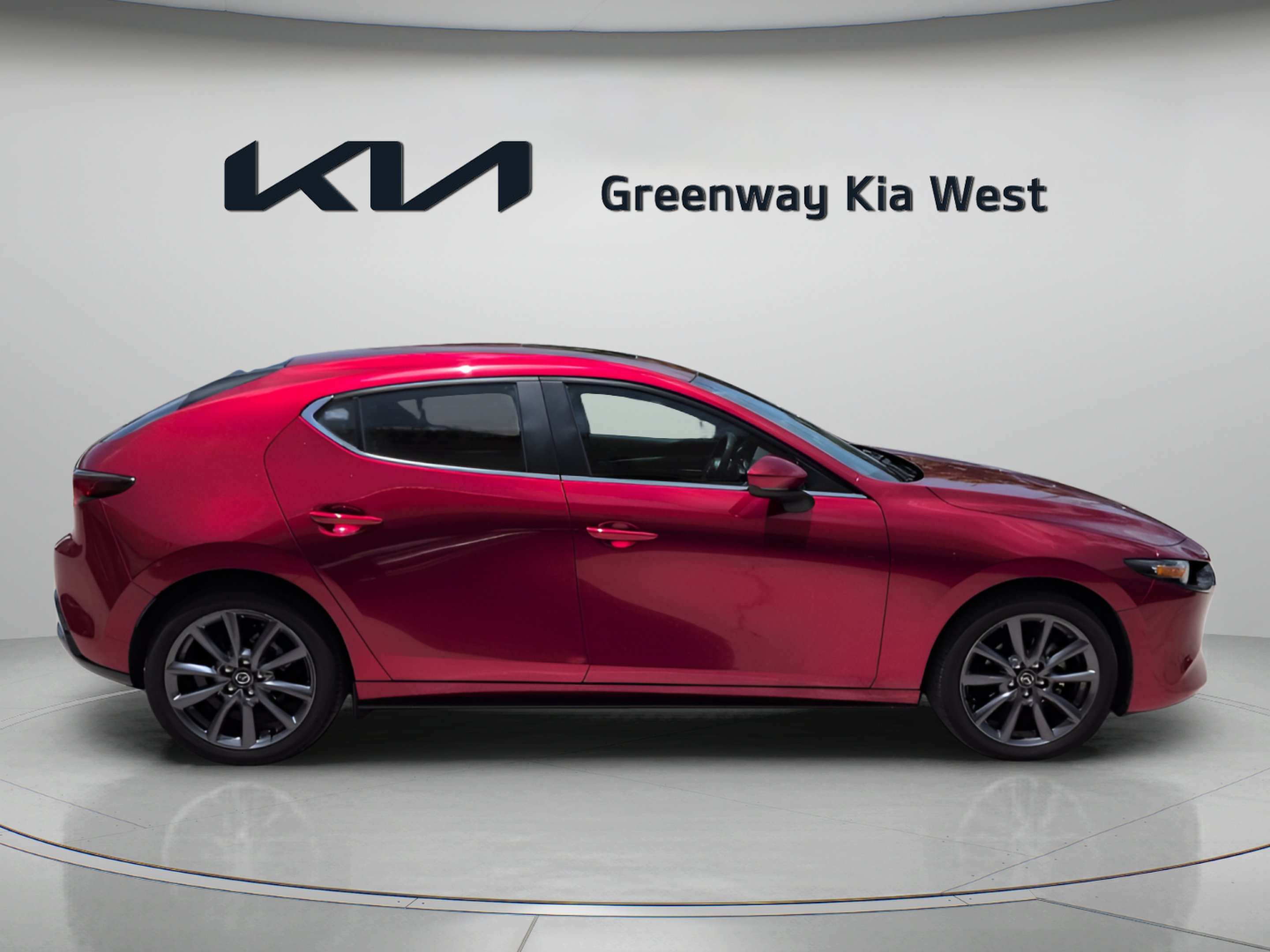Used 2025 Soul Red Crystal Metallic Mazda 2.5 S Preferred Package image 9
