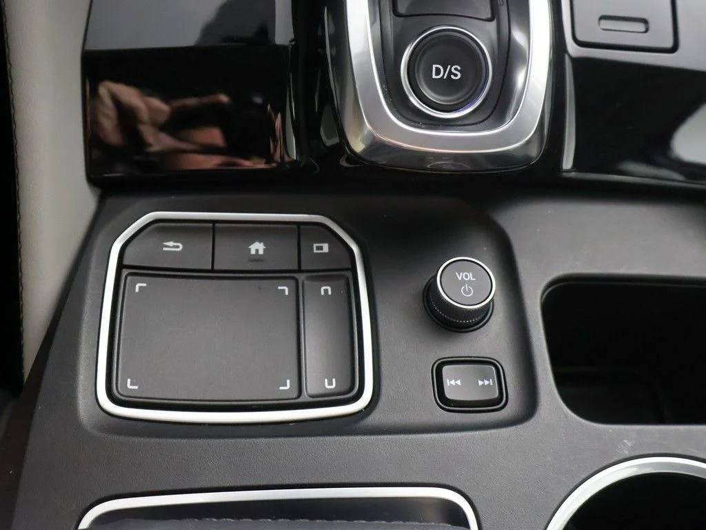 Used 2022 Silver Acura Advance image 56
