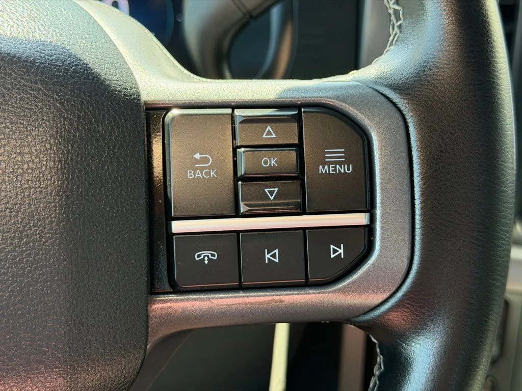 Used 2025 Blue Ford XLT image 16