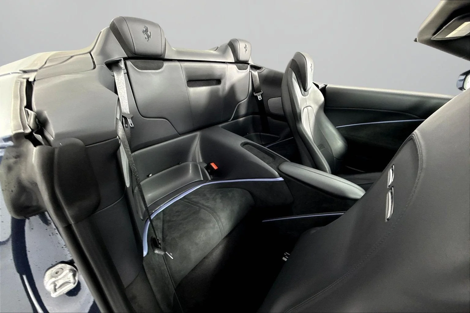 Used 2024 Blu Roma Ferrari Spider image 23