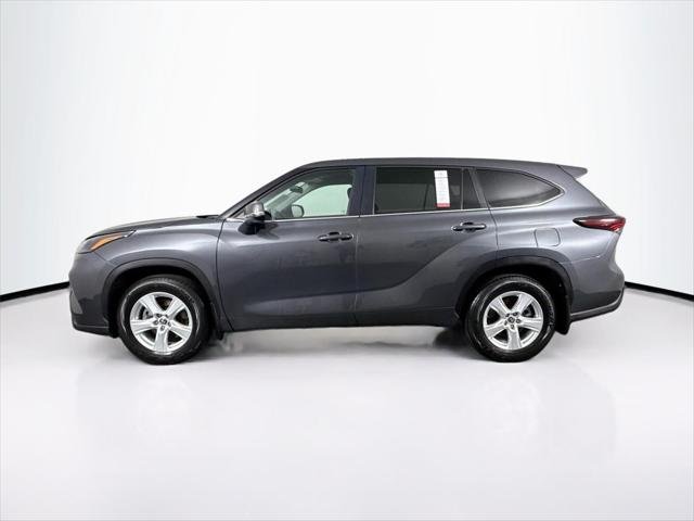 Certified Used 2024 MAGNETIC GRAY MET. Toyota  image 13