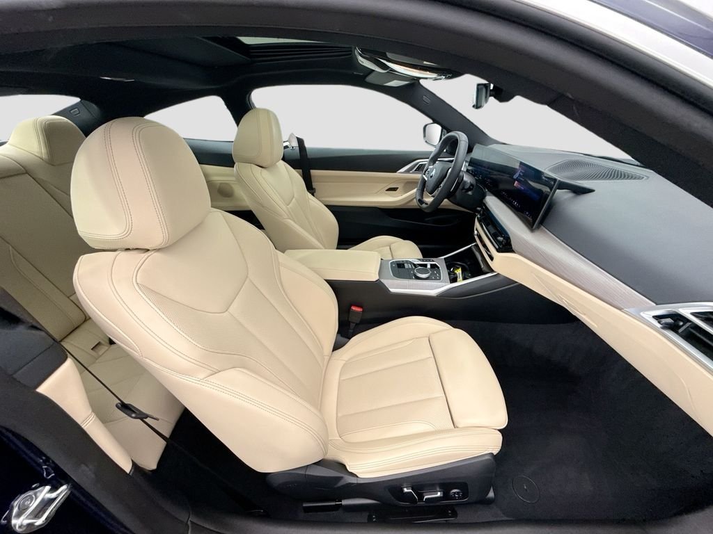 2026 BMW 4 Series 430i - Photo 19