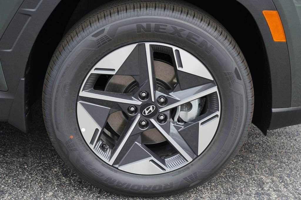 New 2026 Amazon Gray Hyundai SEL image 28