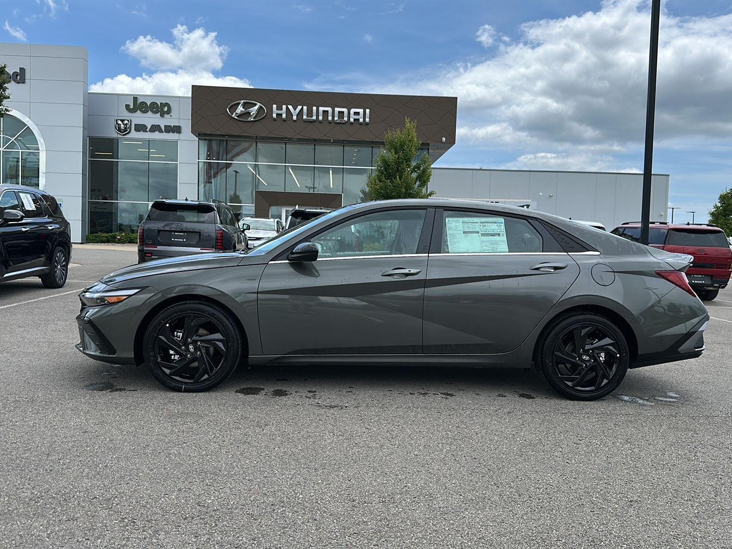 New 2026 Amazon Gray HYUNDAI  image 2