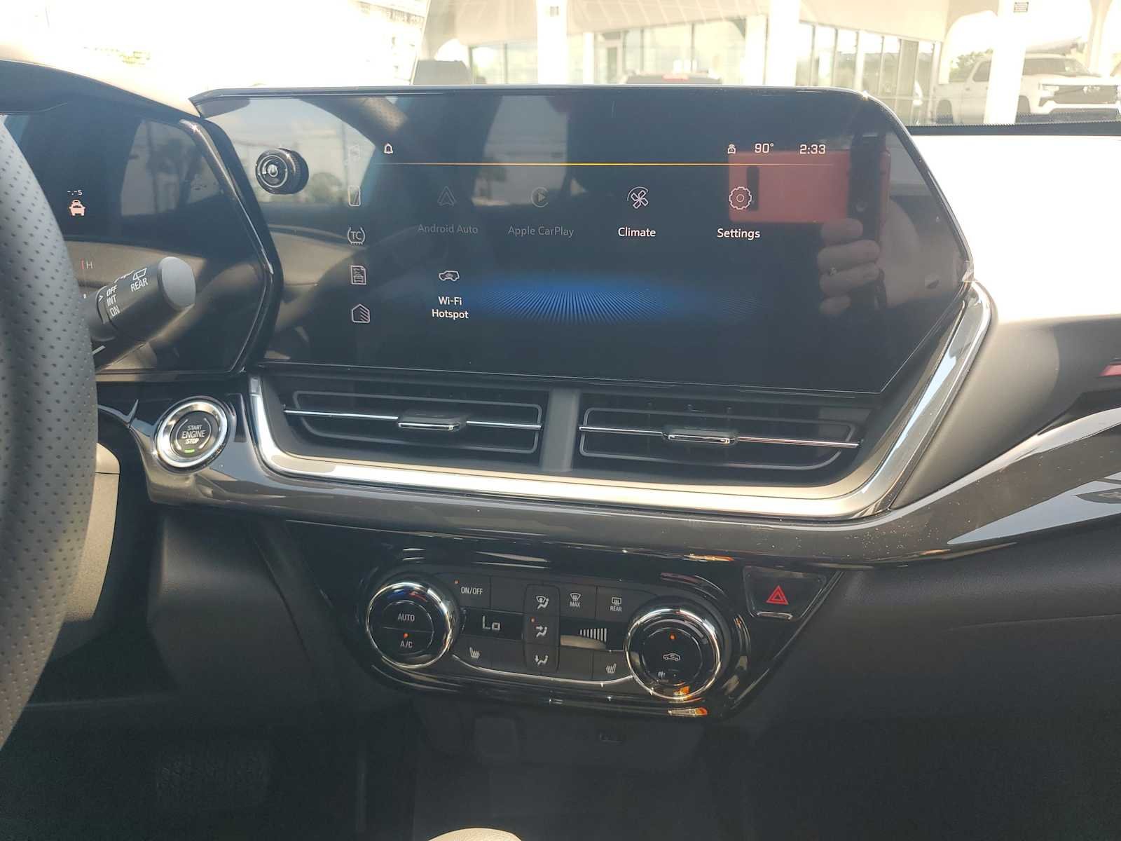 2026 Chevrolet Trax RS - Photo 12