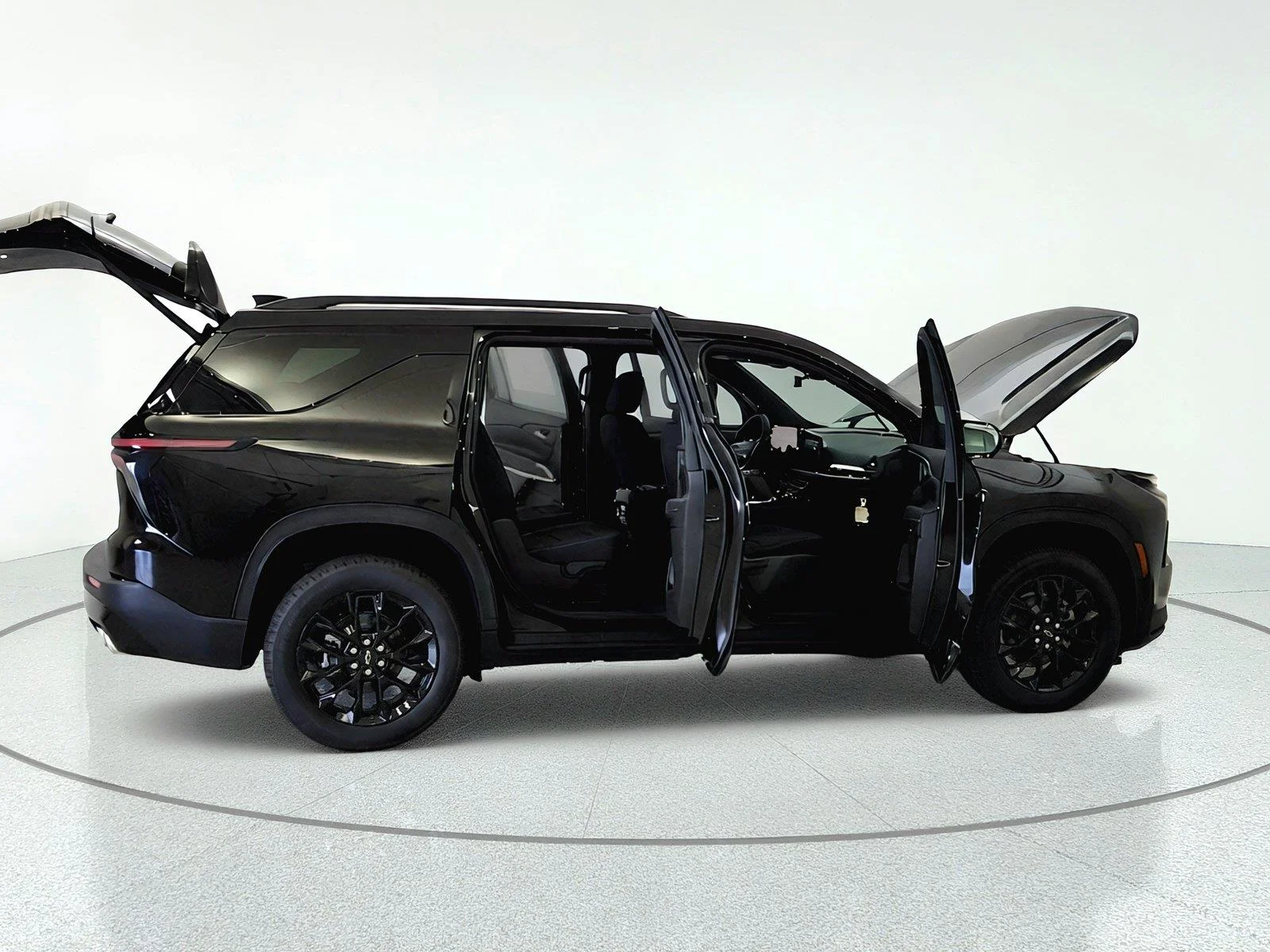 2026 Chevrolet Traverse LT - Photo 12
