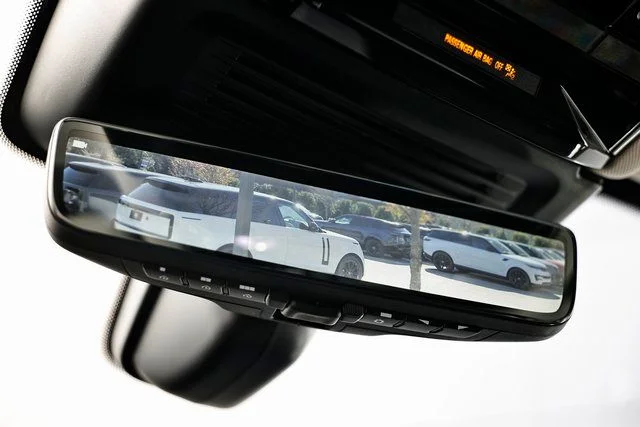 2025 Land Rover Range Rover SE - Photo 44