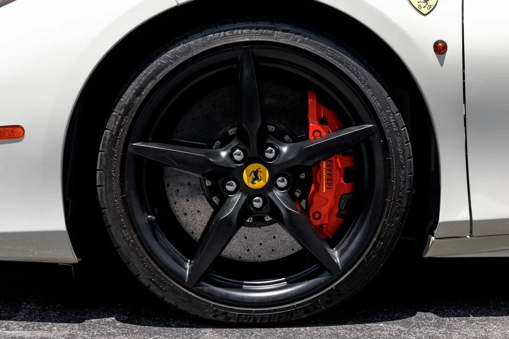 Used 2019 Bianco Avus Ferrari  image 45