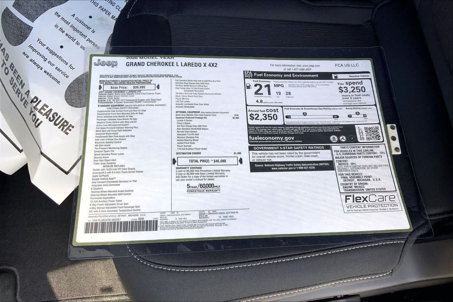 New 2026 Baltic Gray Metallic Clear-Coat Exterior Paint Jeep Laredo X image 19