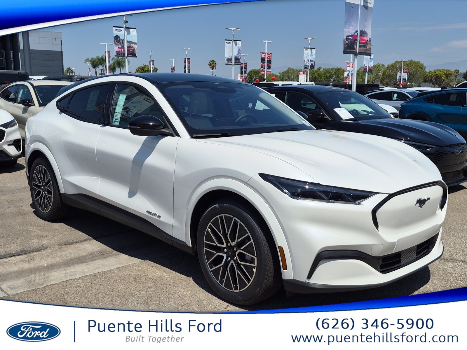 New 2026 Star White Metallic Tri-coat Ford Premium image 1
