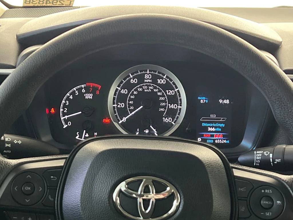 Used 2021 Silver Toyota LE image 17