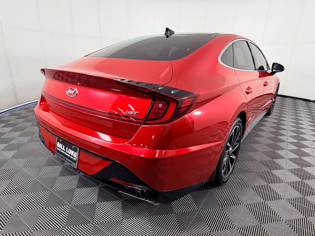 Used 2020 Red Hyundai SEL Plus image 7