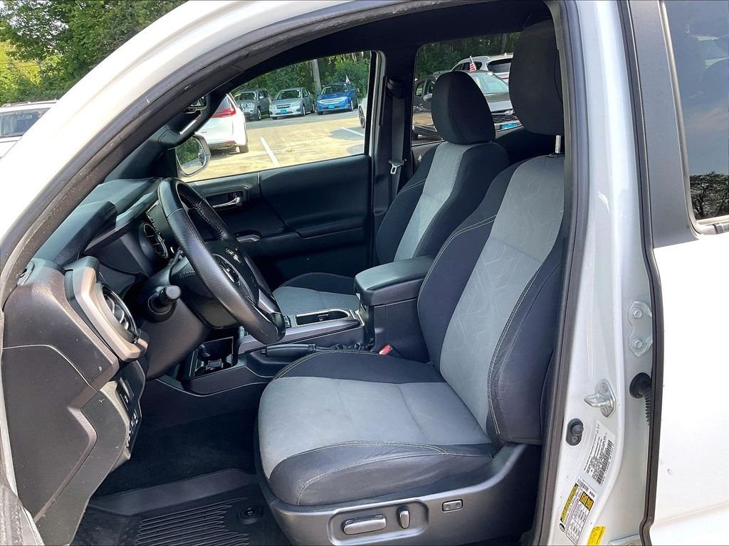Used 2022 White Toyota TRD Sport image 10