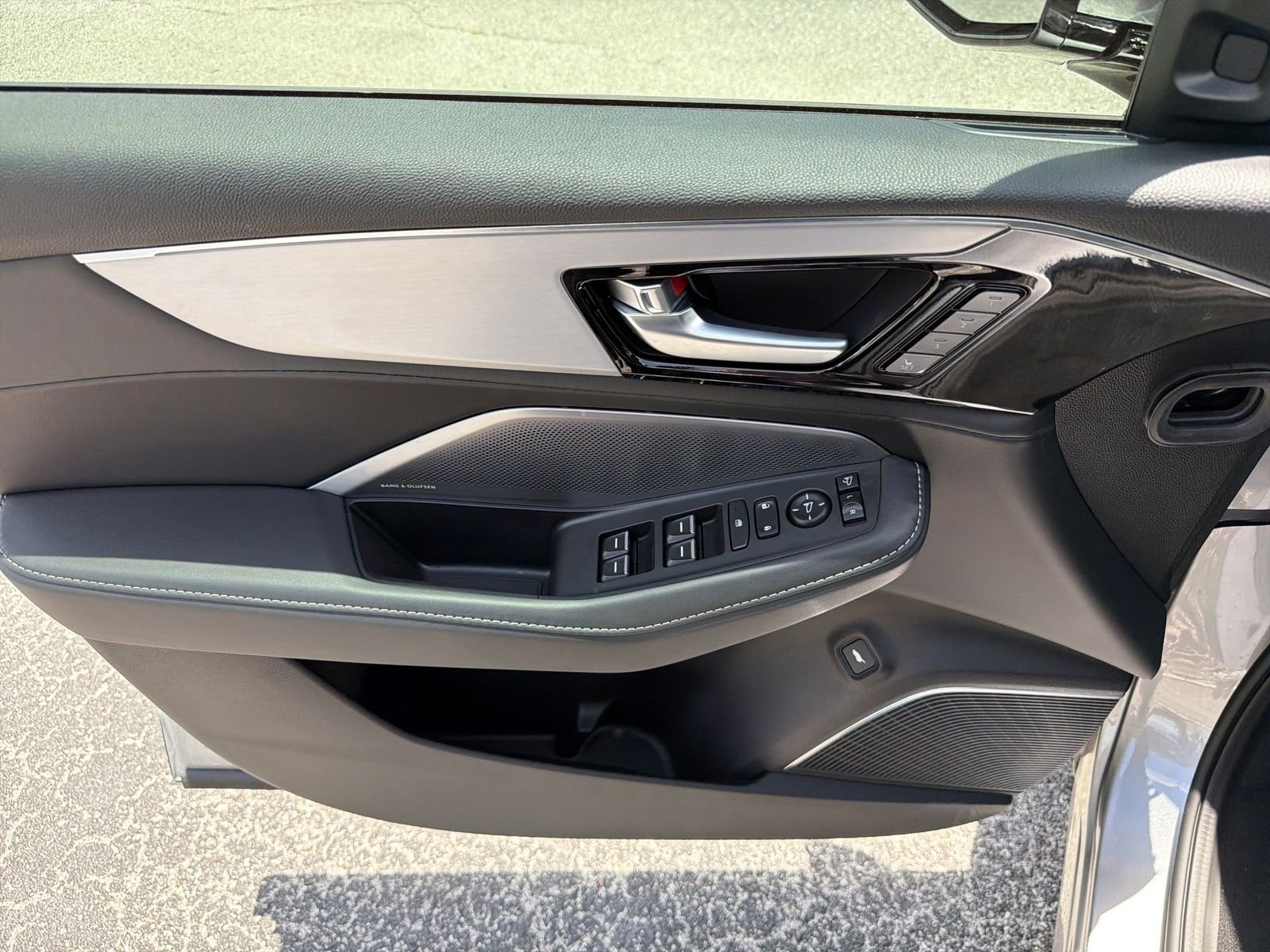 New 2026 Solar Silver Metallic Acura Technology Package image 18