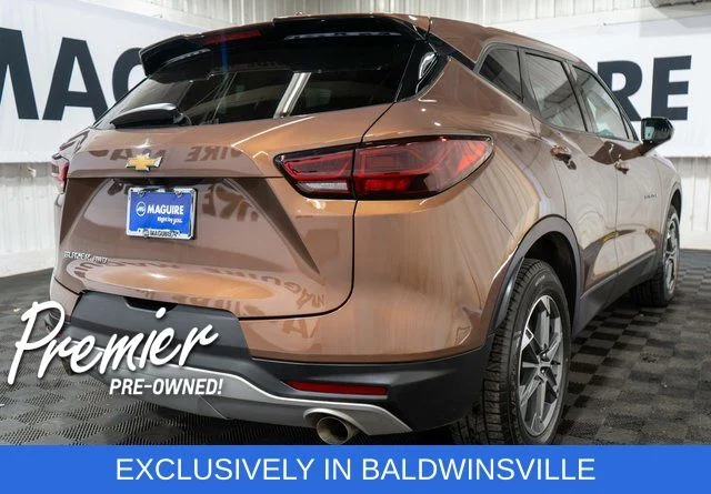 Used 2023 Brown Chevrolet LT image 5
