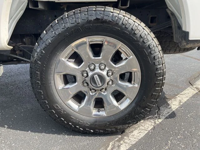 Used 2019 White Ford Lariat image 20