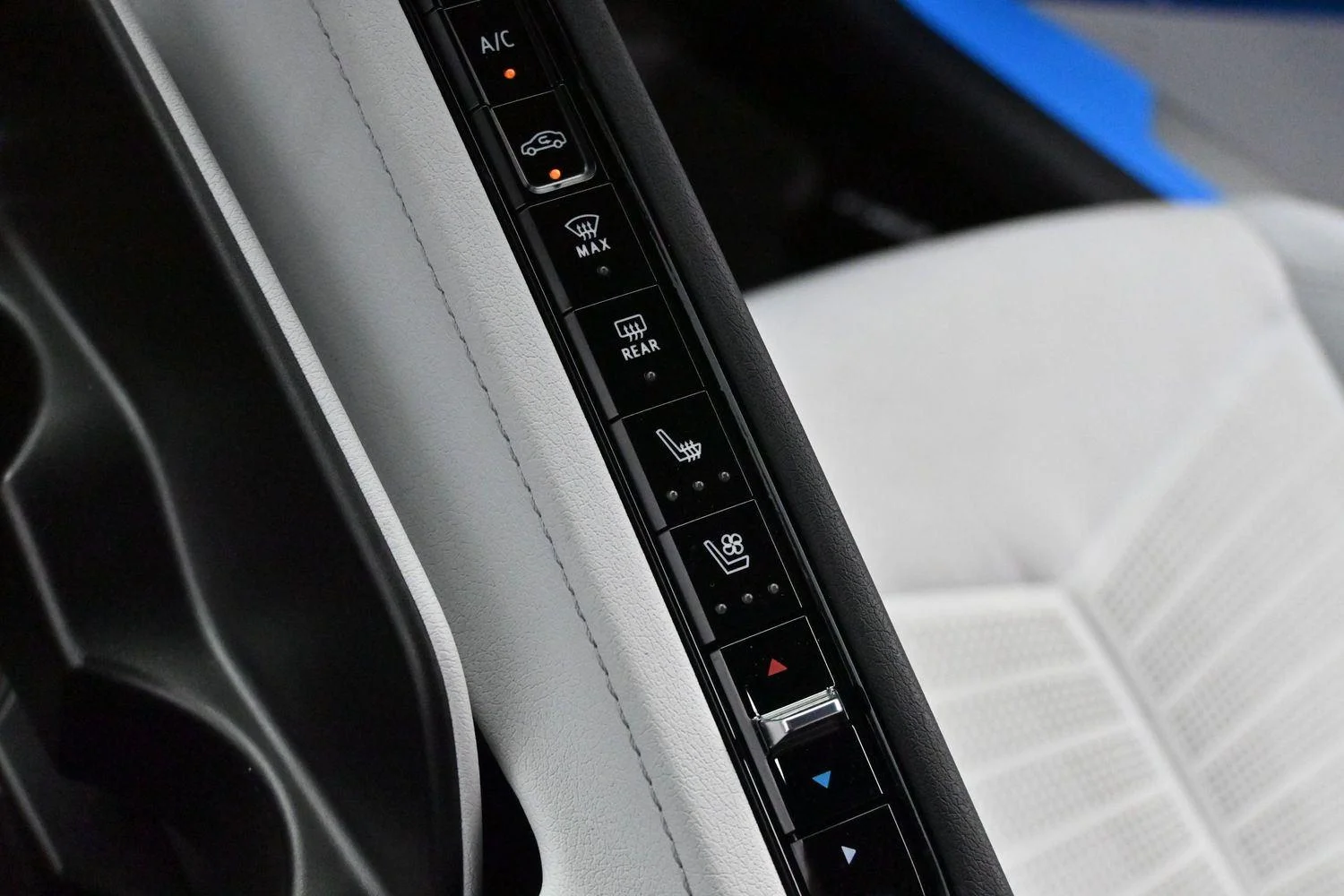 Used 2024 Rapid Blue Chevrolet 2LT image 28