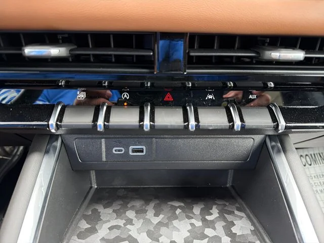 2026 GMC Canyon AT4 - Photo 14