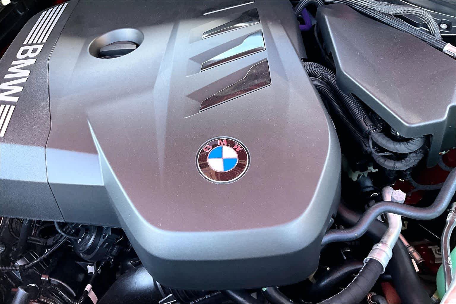 New 2026 Vegas Red Metallic BMW 30 xDrive image 17