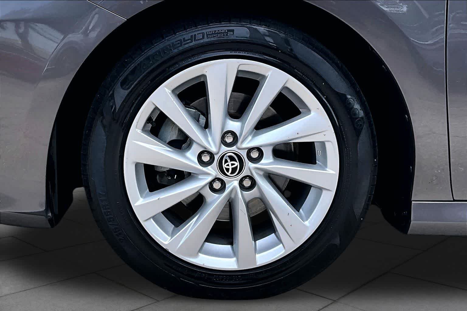 Used 2023 Predawn Gray Mica Toyota LE image 11