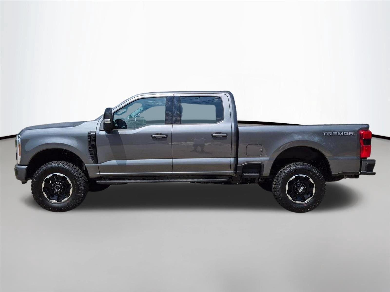 New 2026 Carbonized Gray Metallic Ford F-250® Lariat® image 8