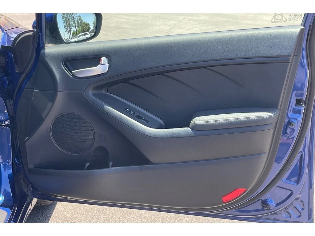 Used 2017 Deep Sea Blue Kia LX image 20