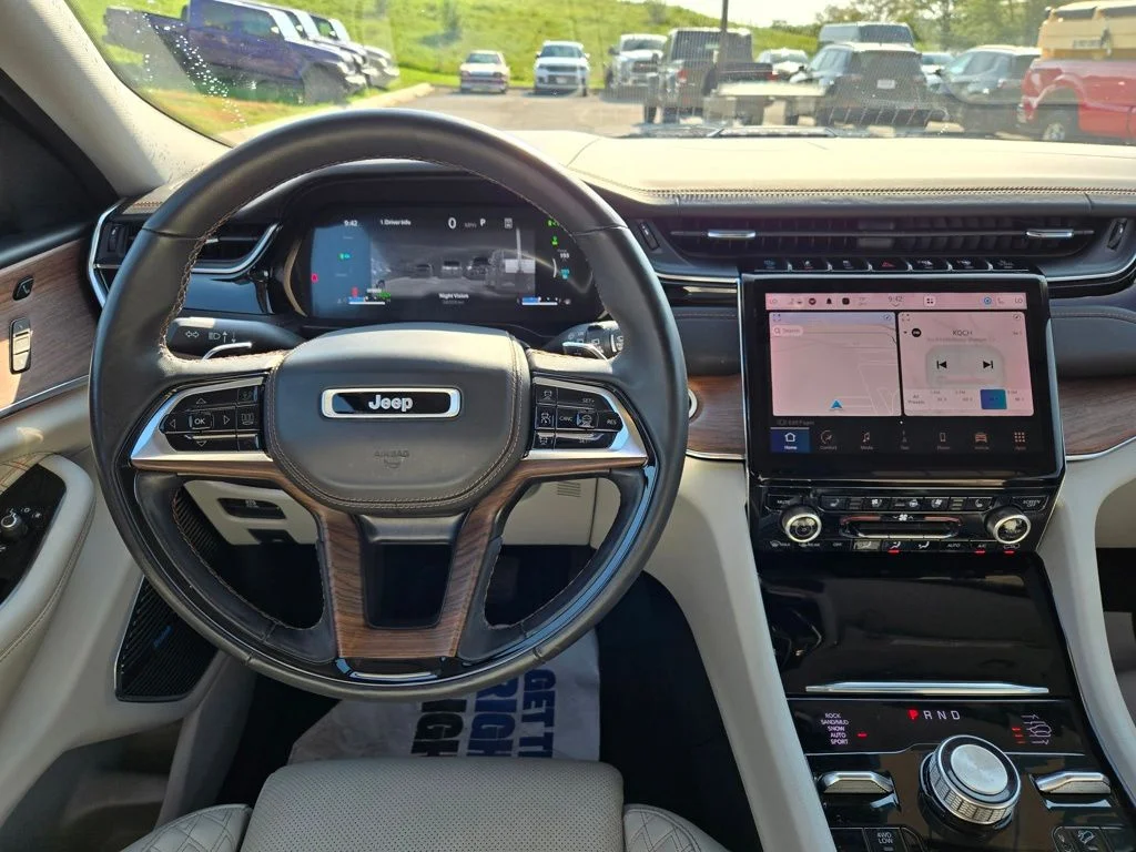 Certified Used 2022 Black Jeep Summit 4xe image 19