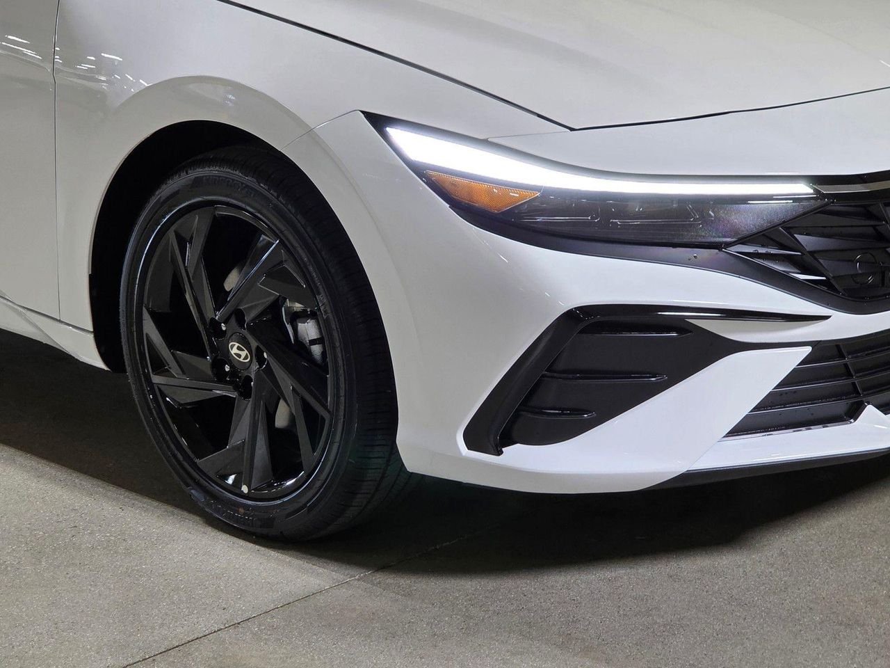 New 2026 Serenity White Hyundai SEL Sport Premium image 10