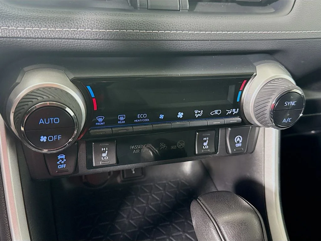Used 2021 Magnetic Gray Metallic Toyota XLE image 17