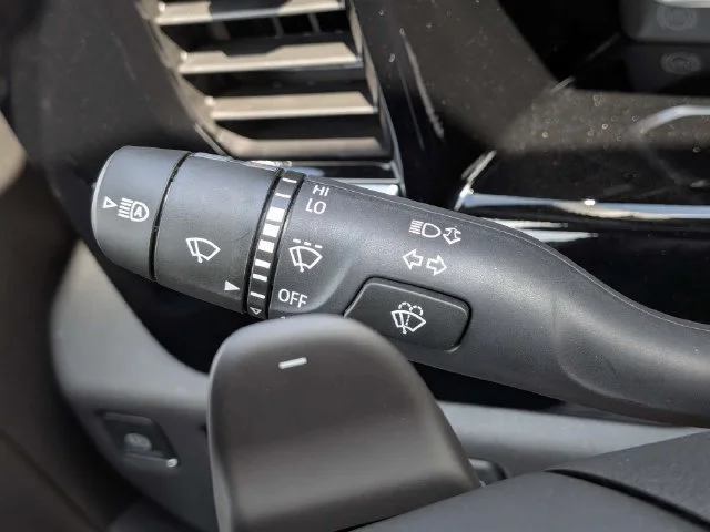 New 2026 Onyx Black GMC Elevation image 26