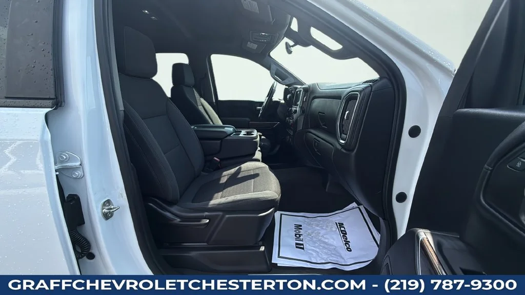 Used 2020 SUMMIT WHITE Chevrolet LT image 44