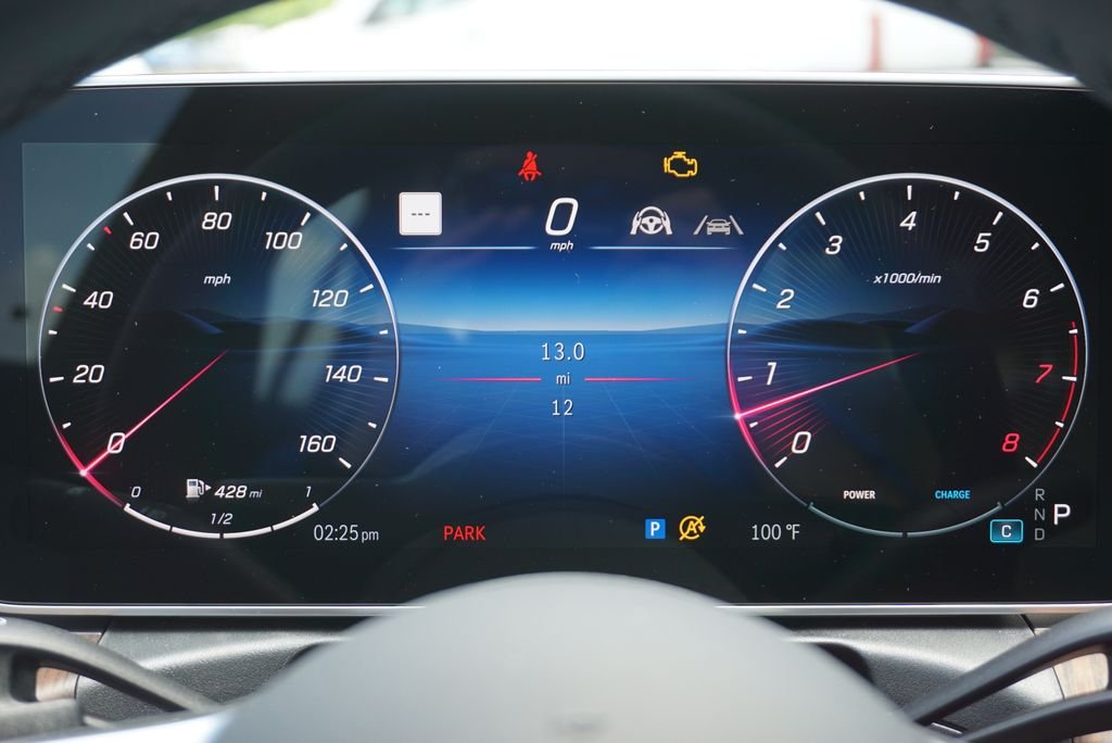 2025 Mercedes-Benz C-Class Sedan C 300 - Photo 31