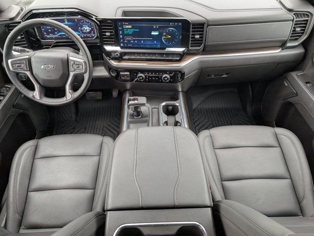 Used 2025 Gray Chevrolet LT Trail Boss image 5