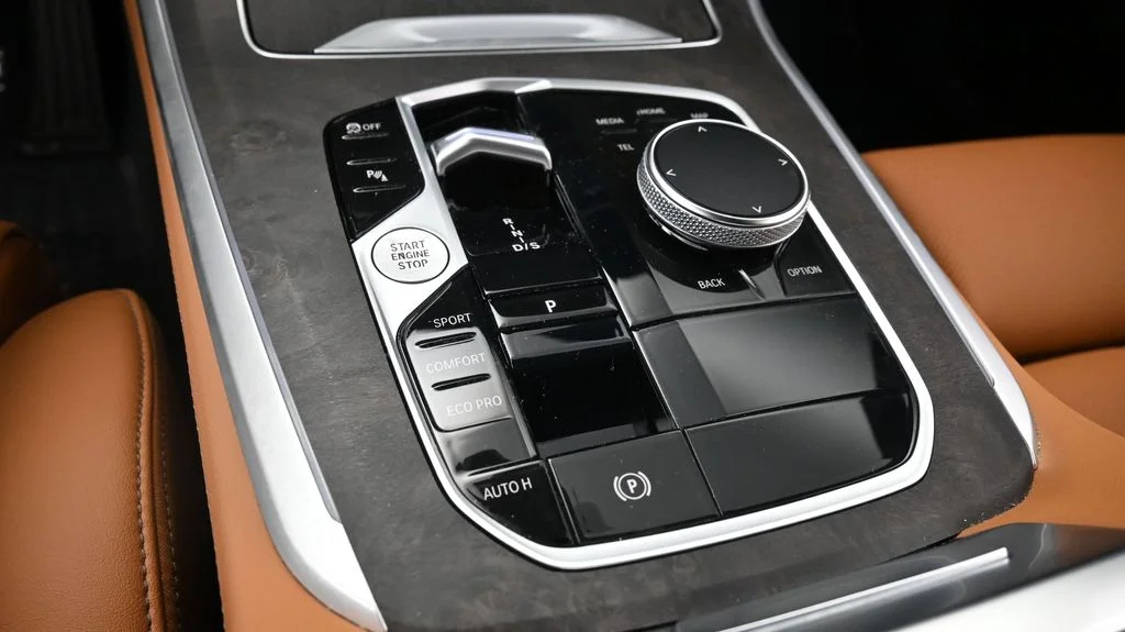Certified Used 2024 Gray BMW sDrive40i image 23