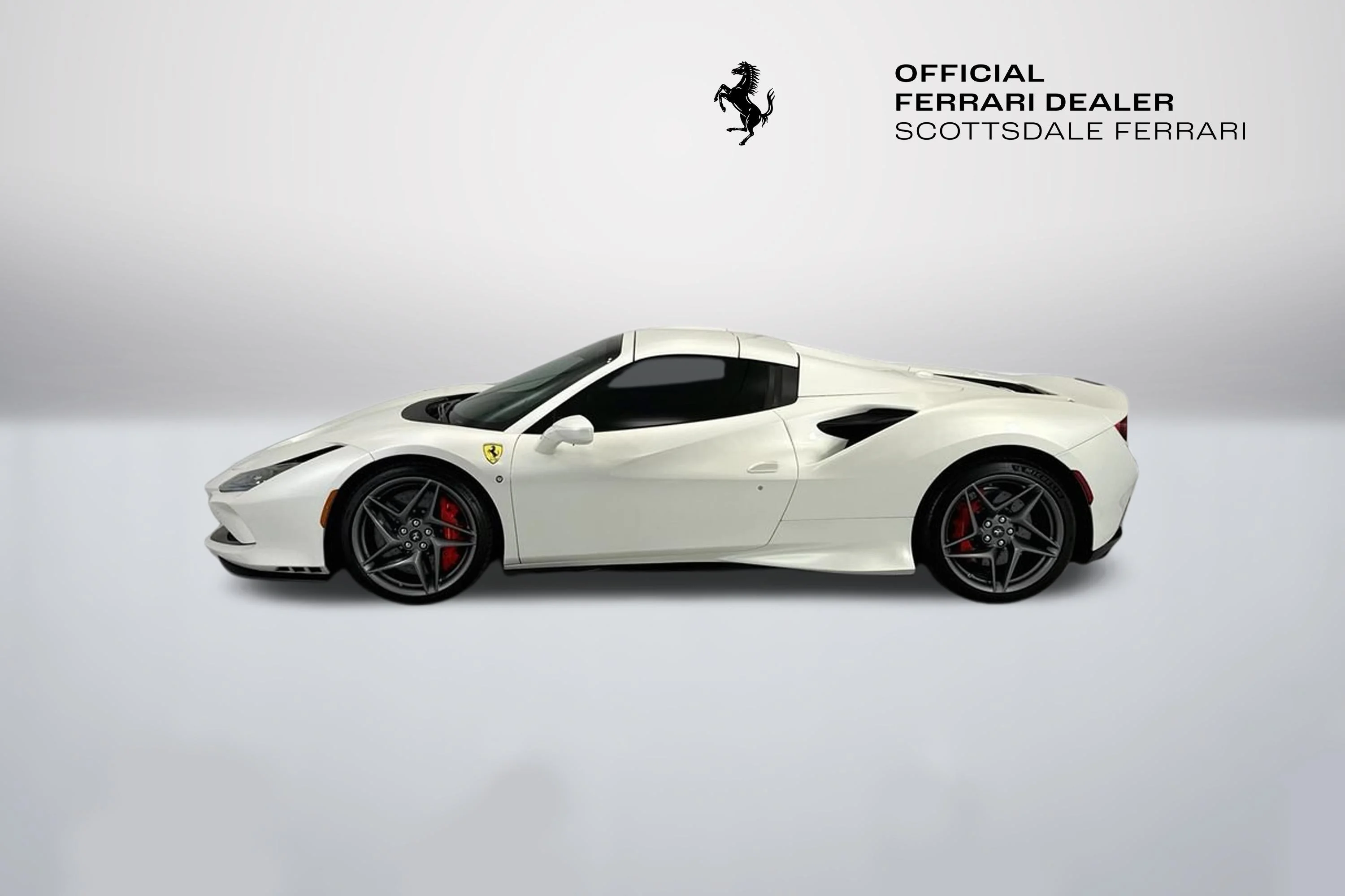 Used 2021 Bianco Italia Ferrari  image 16